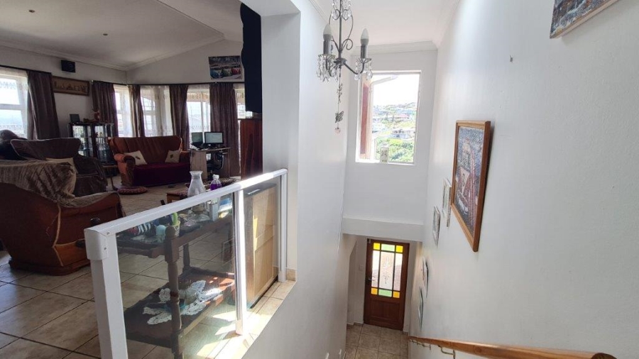 3 Bedroom Property for Sale in Dana Bay Western Cape